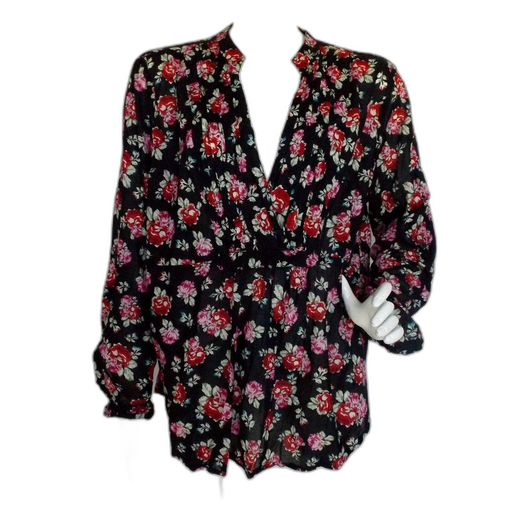 Torrid Top/Tunic, 3/3X, Black/Red Floral Print, Tab Long Sleeves, Stretch back